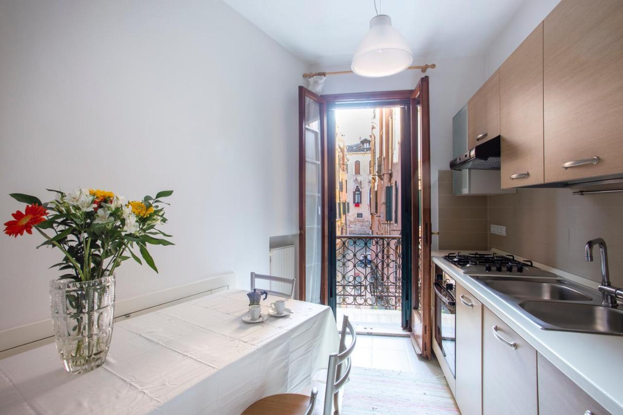 Ca Degli Angeli Apartment Venice Exterior photo